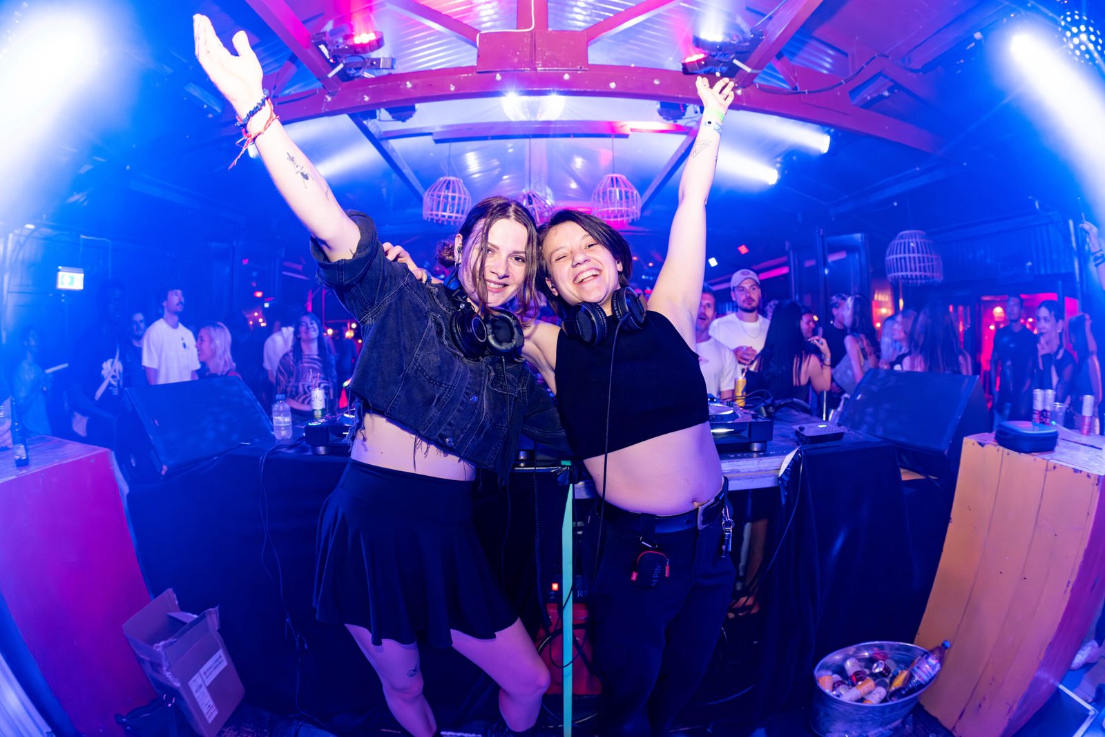 NELLYISNOTMYNAME & INDY APONNO